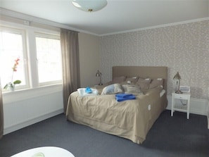Doppelzimmer, 1 Doppelbett, Nichtraucher | Babybetten, Zustellbetten, kostenloses WLAN, Bettwäsche