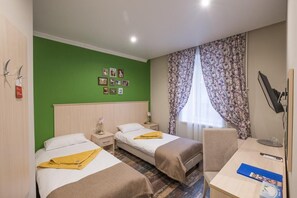 Standardværelse med 2 enkeltsenge | Skrivebord, lydisolering, gratis Wi-Fi