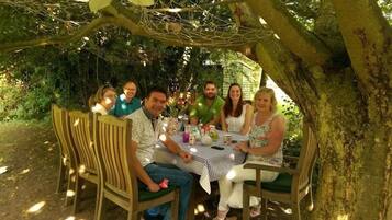 Desayuno a la carta incluido todos los días