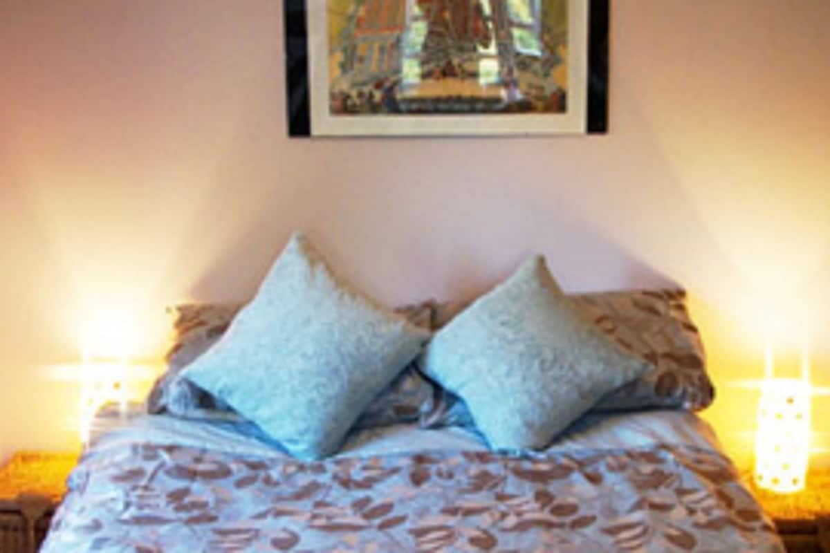 Kamar Double, ensuite (Room 2) | Setrika/meja setrika, Wi-Fi gratis, dan seprai linen