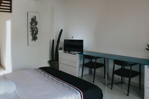 Room amenity - QI Villa in Seminyak (Seminyak)