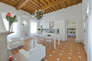 Interior - Brand New Stylish and Spacious 3 BR 3 BTH Apt w/ made in Italy Furniture (Firenze)