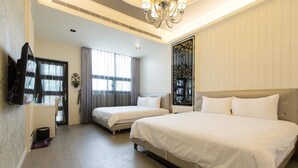 Design Quadruple Room, 2 Double Beds, Non Smoking | WiFi (free) - Bookline B&B (Hualien City)