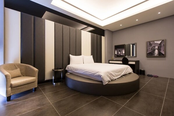 Design Double Room, 1 Double Bed, Non Smoking | Free WiFi - Bookline B&B (Hualien City)