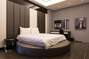 Design Double Room, 1 Double Bed, Non Smoking | Free WiFi - Bookline B&B (Hualien City)