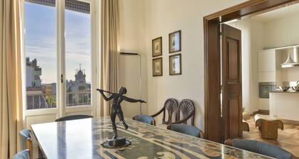 Exclusive Penthouse 4 BR 3 BTH w/ View: published on Vogue!