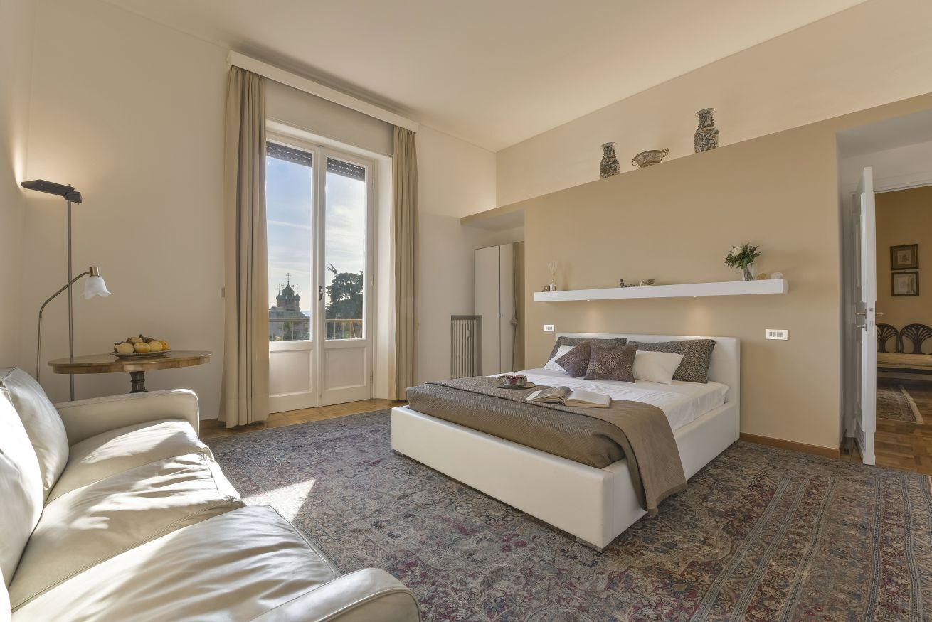 4 bedrooms, iron/ironing board, travel crib, WiFi