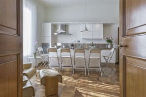 Fridge, microwave, oven, dishwasher