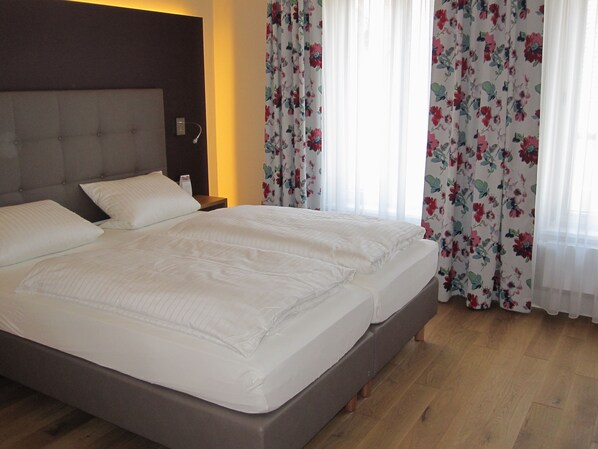 Family Room | Room amenity