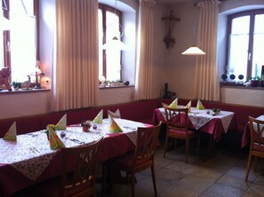 Dining - Gasthaus Limbacher (Herrieden)