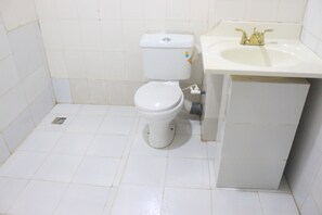 Chambre Exécutive, 1 grand lit, non-fumeur | Salle de bain