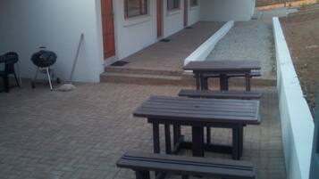 Luxury Double or Twin Room, 2 Single Beds, Garden View | Terrace/patio