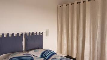 1 bedroom, WiFi, bed sheets