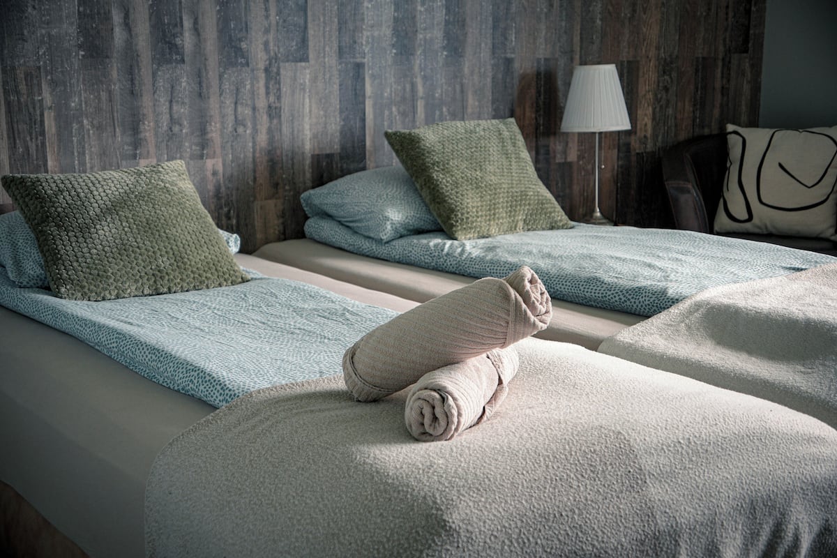 Blackout curtains, free WiFi, bed sheets