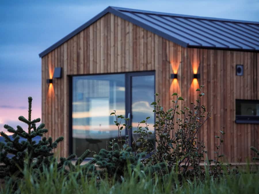 Blackout curtains, free WiFi, bed sheets