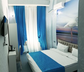 Standard Double Room | Premium bedding, minibar, in-room safe, individually decorated - Best Center Hotel (Baku)