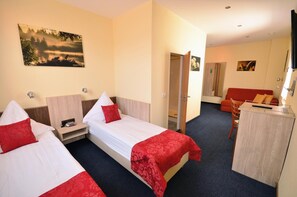 Ropa de cama hipoalergénica, escritorio y sistema de insonorización