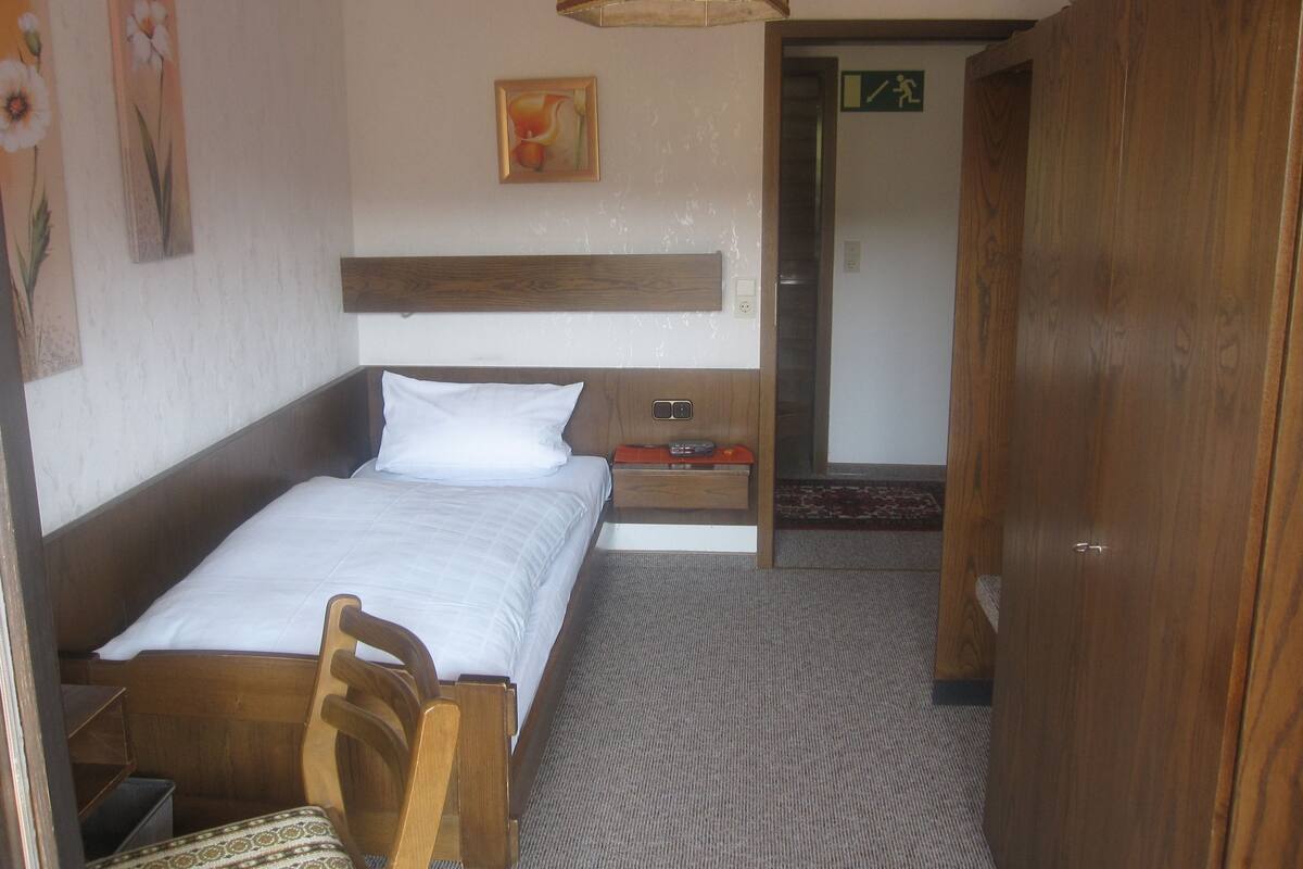 Single Room