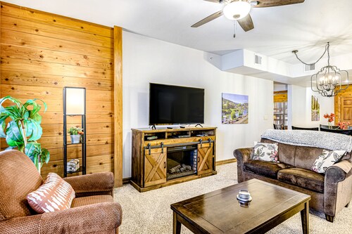 dog-friendly, golf course-front condo near hot springs and wolf creek ski area