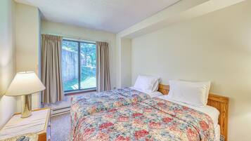 1 bedroom, internet, bed sheets