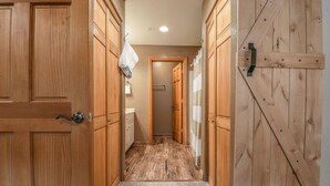 Interior - Hidden River Lodge 5943 (Keystone)