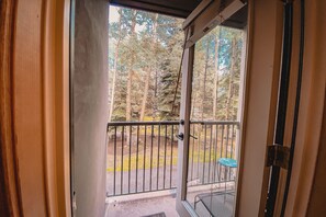 Estudio de diseñador, 1 cama Queen size y sofá cama, vista al resort (Slopeside 2733) | Exterior