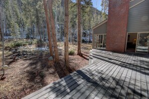 Property grounds - Appaloosa 32 (Keystone)