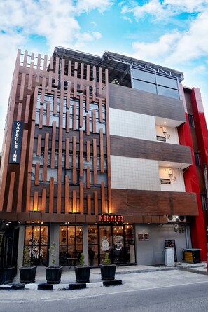 واجهة المنشأة