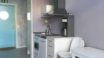 Double Room, Accessible | Private kitchen | Full-size fridge, microwave, stovetop, electric kettle