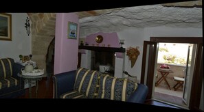 Double Room | Living area