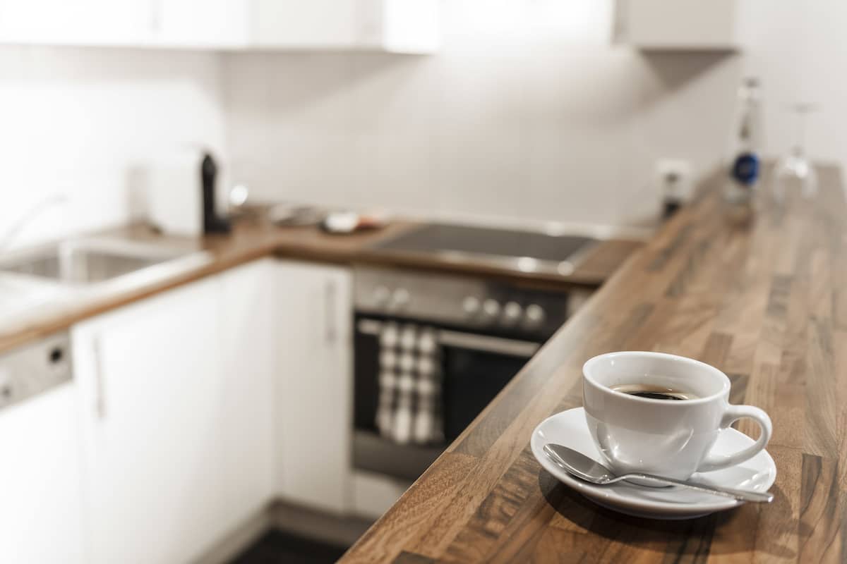 apartment, garden view | private kitchen | microwave, espresso maker