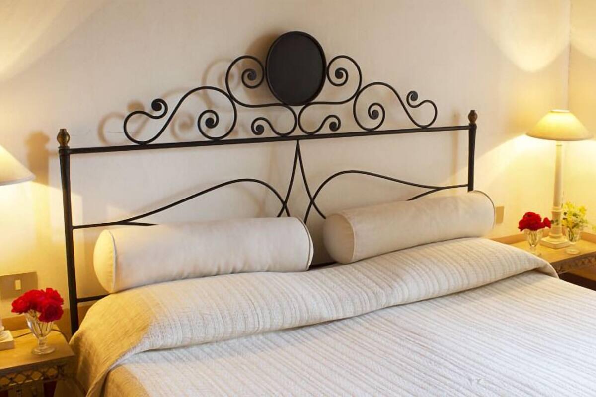 Chalet, 1 Queen Bed with Sofa bed, Terrace, Sea View (Casetta del Falco) | Down comforters, desk, WiFi (free), bed sheets
