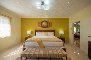 Luxury House, Multiple Beds, Non Smoking | 3 bedrooms, Egyptian cotton sheets, premium bedding, down comforters - Tropical Escape Villa - 3 Bedroom (St. Ann's Bay)