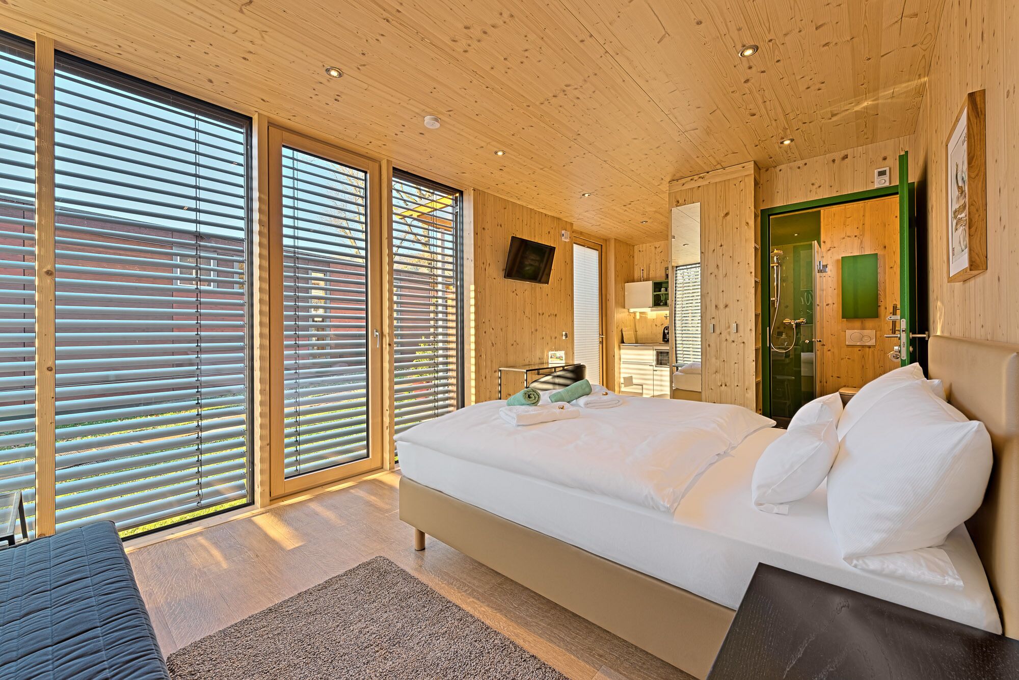 Deluxe Studio | Hypo-allergenic bedding, minibar, desk, free WiFi