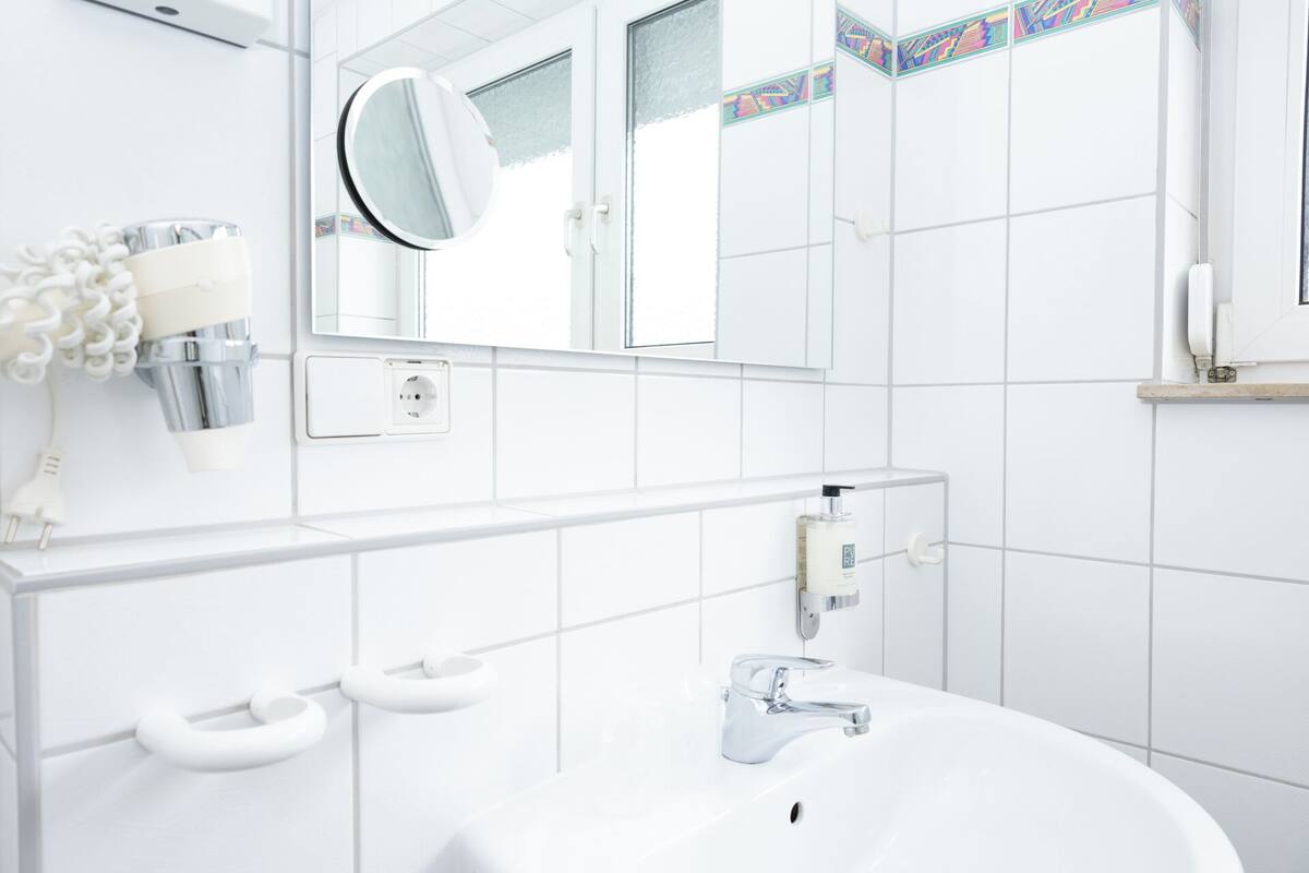 double room | bathroom | shower, slippers, towels