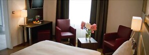 Comfort Single Room | Individually decorated, desk, blackout drapes, soundproofing