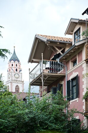 Front of property - Villa Bergmann Suites Meran (Merano)