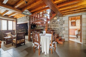 Reception - Casa DonaMaría (Ordes)