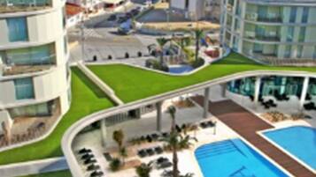 2 outdoor pools, open 10:00 AM to midnight, sun loungers