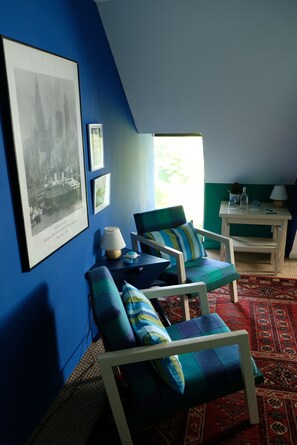 Deluxe Suite, Private Bathroom, Garden View | Soundproofing, WiFi - La Maison Jaune à la Janaie (Parigne)