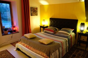 Family Suite, Private Bathroom - La Maison Jaune à la Janaie (Parigne)