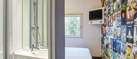 Chambre, 1 lit double, salle de bains privée (Cabrio)