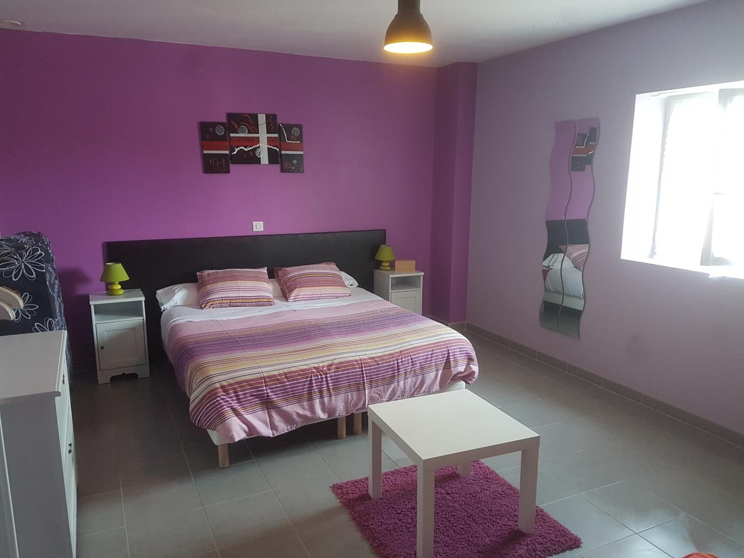 Individually decorated, individually furnished, desk, soundproofing