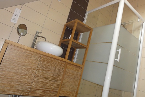 Family Suite, 3 Bedrooms | Bathroom | Shower, free toiletries, hair dryer, bidet