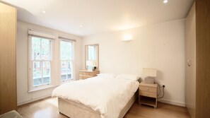 Superior Apartment, 1 Bedroom, Non Smoking, City View