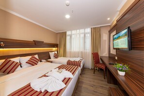Standard Triple Room - Vision Deluxe Hotel (Istanbul)