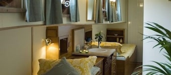 Le Papillon Luxury Canal Barge