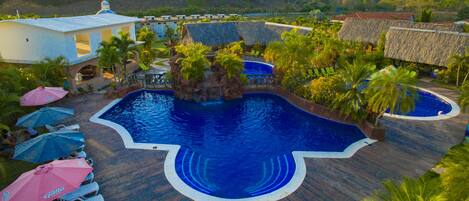 Outdoor pool, sun loungers