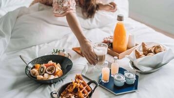 Room, 1 King Bed (Tower View) | Free minibar, in-room safe, desk, laptop workspace