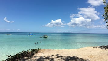 Beach nearby, beach towels